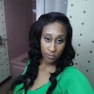 Meet your Posher, Keisha